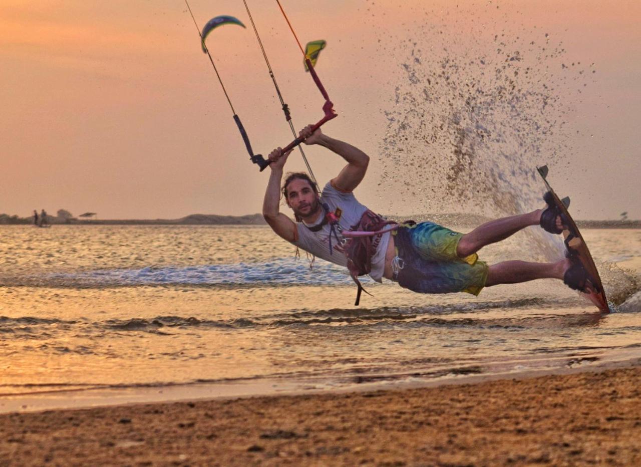 Kitesurfing Lanka Hotel Kalpitiya Kültér fotó